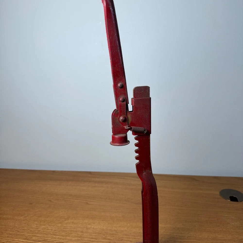 Vintage‎ Red Metal Bottle Capper Tool Manual Hand Crank Adjustable